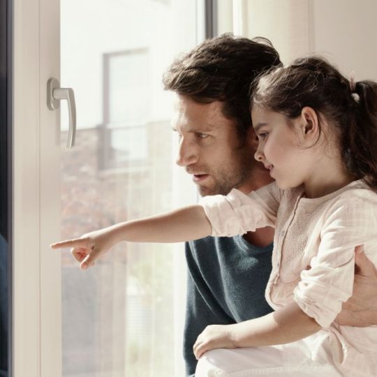 рехау безопасные окна